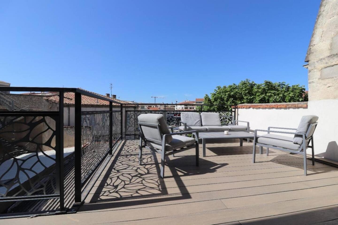 شقة Duplex 120M2 Terrasse Vue Sur نيم المظهر الخارجي الصورة